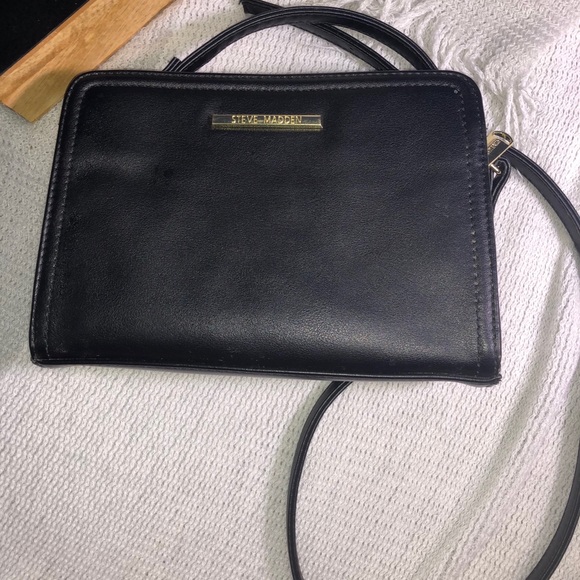 STEVE MADDEN black and gold simple crossbody purse - Picture 9 of 9